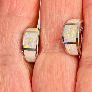 VTG SOUTHWEST STERLING SILVER INLAID OPAL Earrings